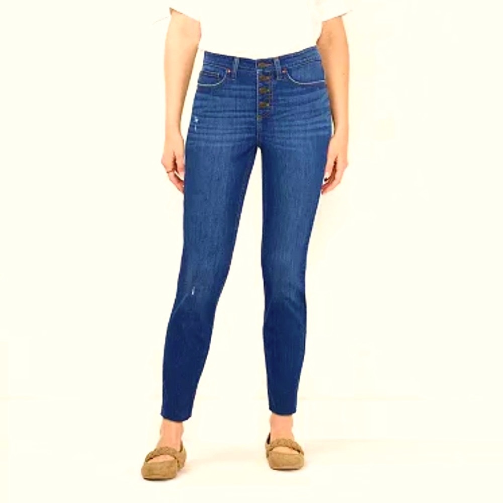 Lauren Conrad Women’s Denim Button Down High-Rise Jeans Size 10. Like new!!